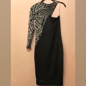 One sleeve dress